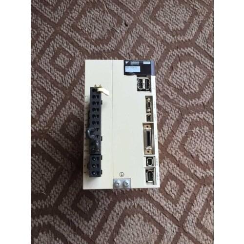 SGDV-5R5A25A servo driver, used in good condition . 80% appearance new , good working , free shipping
