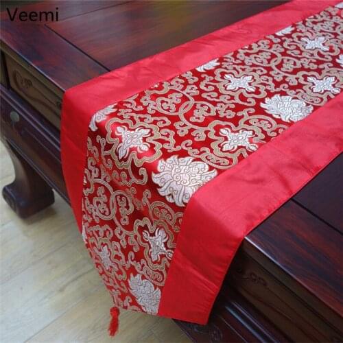Classical Chinese Style Embroidery Bamboo Leaf Table Runner Chinese Characters Fish Table Flag Cover Decoration for Dining Table
