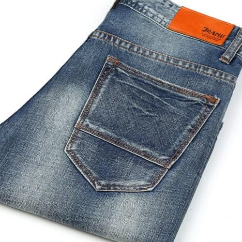 Casual Knee Length Short Mens Denim Shorts New Summer Regularbermuda Masculina Hole Rippe Jeans Shorts 38 40
