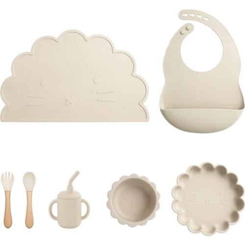 7pcs/Set Baby Silicone Childrens Tableware Waterproof Bib Food Grade Baby Dishes Plate Suction Bowl Newborn Sippy Cup And Spoon