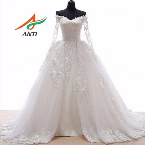 ANTI Wedding Decorations