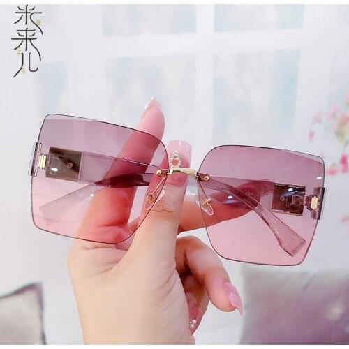 Lxuury Brand Designer Suqare Sunglasses Women 2021 Fashion Rimless Sun Glasses for Men Vintage Shades Oversized Eyeglasses Uv400