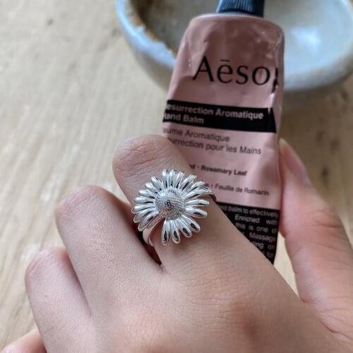 Imperfect little daisy missing petals chrysanthemum adjustable ring female niche ring 925 sterling silver jewelry