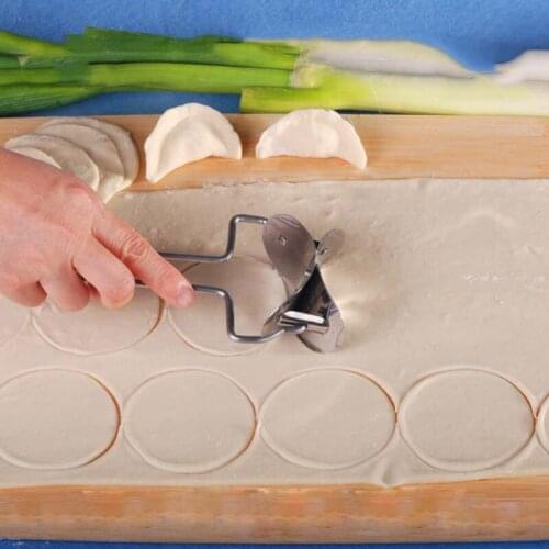 Stainless Steel Dumpling Maker Manual Ravioli Gyoza Mold Durable Press Dough Cutter Knife Kitchen Pastry Pasta Tool
