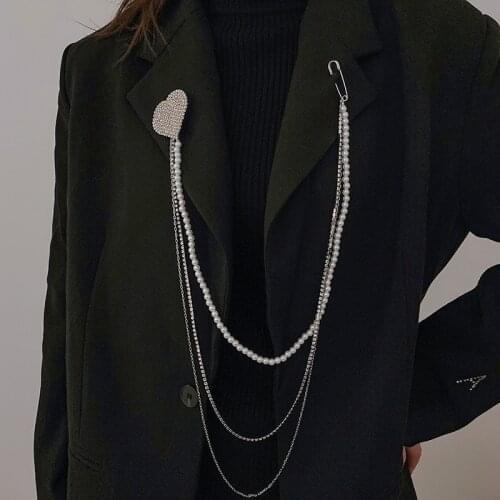 Love Crystal Pearls Long Tassels Pin Brooch Fashion Temperament Elegant Personality Clothing Badge Women Jewelry, Wedding 2021