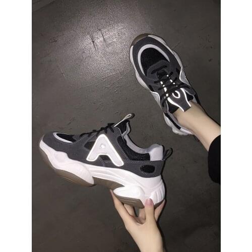 Mesh Casual Sports Shoes Womens Summer Breathable Shoes 2019 New Wild Super Fire Thick Torre Shoes Ins Tide Sneakers Shoes