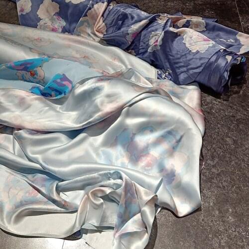 1 Meter Light Blue Pure Silk Crepe Satin Silk Reverse Satin Mulberry Silk Pajamas Fabric Recommendation