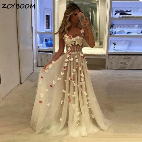 Ivory Prom Dresses 2021 Women Formal Party Night Elegant A-Line V-Neck Appliques Sleeveless Vestidos De Gala Long Evening Gowns