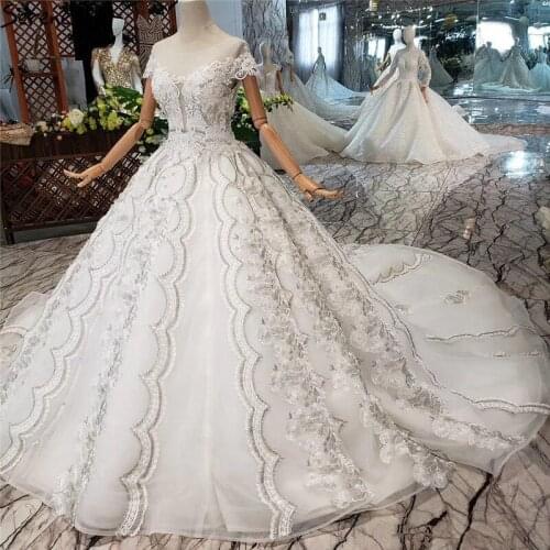 Serene Hill White O-Neck Handmade Flowers Wedding Dress 2019 Vintage Luxury Sleeveless Sexy Wedding Gown Real Photo Custom Made