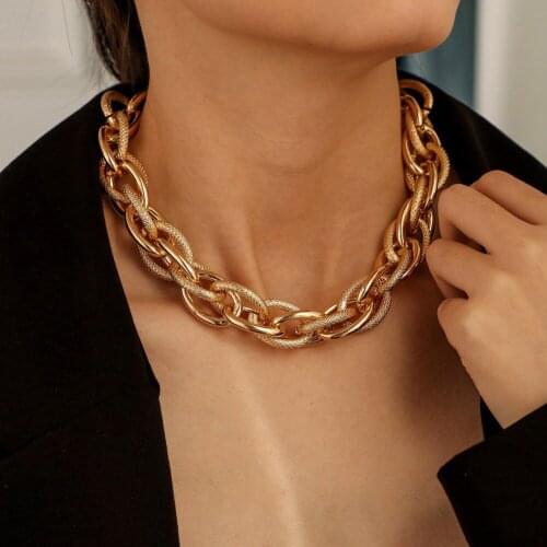 Fashion Big Thick Chain Choker Necklace Punk Exaggerated Women Scrub Metal Travel Street Hip Hop Night Club Statement Jewelry Gi