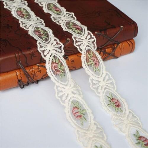 2 Yards 3CM Beige Embroidered Lace Trims Vintage Rose Flower Hollow Carved Mesh Trimmings Sew On Patch Wedding Appliques DIY