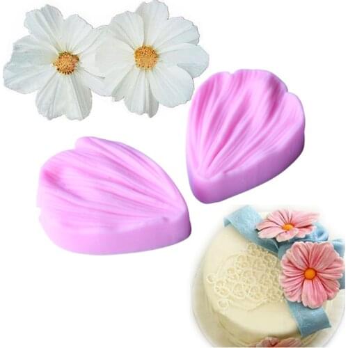 Daisy Flower Petals Embossed Chocolate Fondant Cake Mold Food Grade Silicone Soap Mold Kitchen Baking Cake Decorating Tools