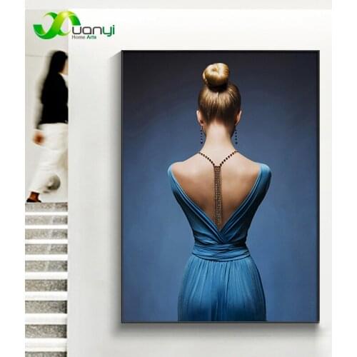 Modern Sexy Nude Women Girl Red Lips Nail Wall Art Painting Lady Masked Nordic Canvas Pictures For Living Room Decoration