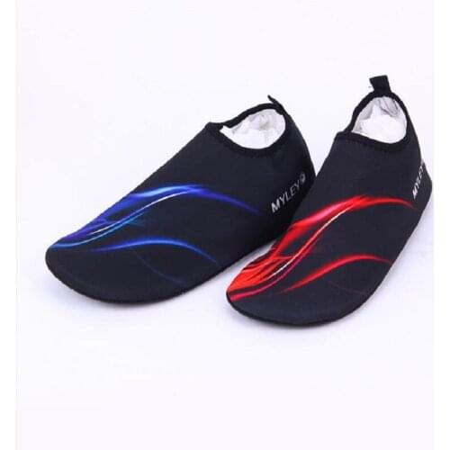 2021Men Swimming Shoes Lovers Beach Shoes Water Skiing Diving Shoes Eur36-46