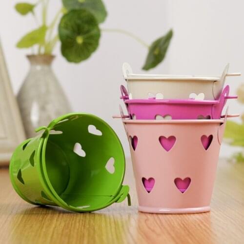 AVEBIEN 10pcs Hollow Love mini iron Bucket Candy Box Plant Potted Tin Barrel Baby Shower Birthday party Wedding Favors Gifts Box