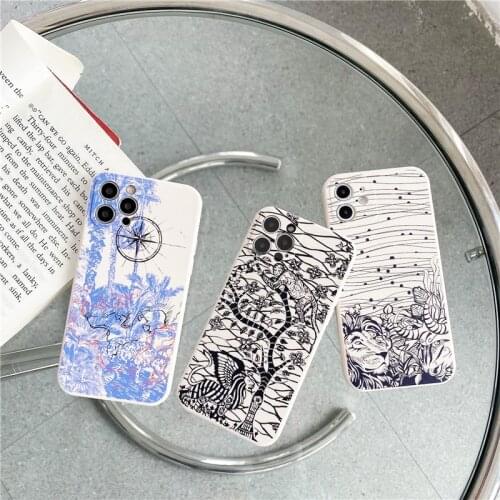 Luxury trend soft Case For iPhone 11 12 Pro Max mini 7 8 6 6S Plus XR X XS MAX se silicon phone Cover Relief lion fundas capa