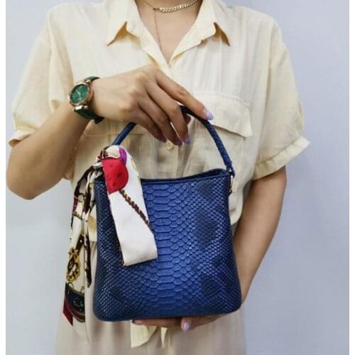 New Bucket Bags for Women Pu Leather Shoulder Bag Female Luxury Designer Python Pattern PU Leather Handbags Large Capacity Totes