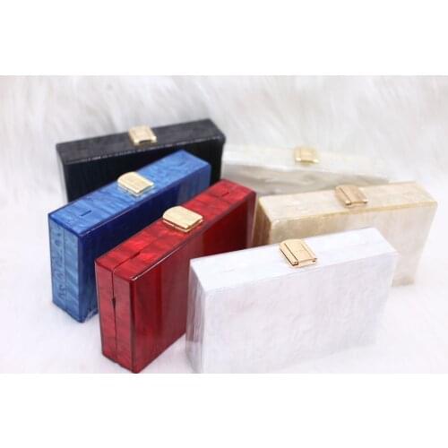 Stylish Acrylic Clasp Mirror Inside Women Handbag 2020 Trend Fashion Female Box Shape Day Clutch Wedding Evening Party Bag Purse