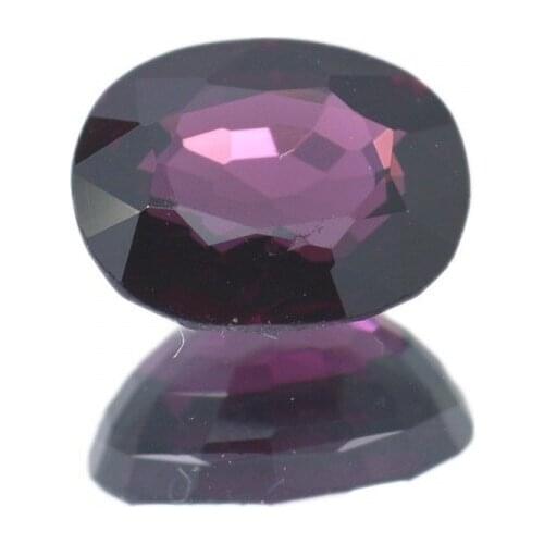 1,68 ct Spinel Oval Cut