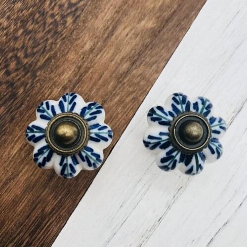 6pcs Vintage Blue and White Hand Painted Ceramic Pumpkin and Round Knobs Cabinet Drawer Handles Pulls Drawer Knobs 34mm Dia