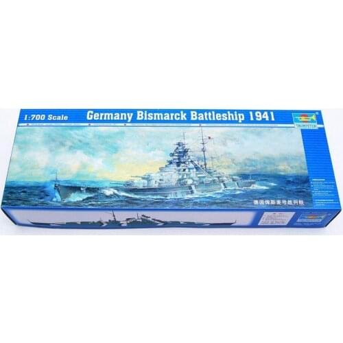 Trumpeter 1/700 05711 German Battleship Bismarck 1941