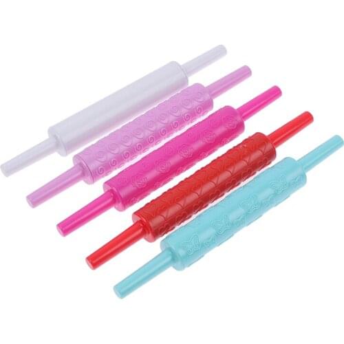 1PC Portable Embossed Rolling Pin Heart Pattern Fondant Pastry Cake Decorating Tool Pastic Non-Stick Fondant Rolling Pin Tool