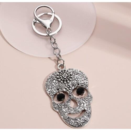 Large Metal Keychain Skull Skeleton Key Ring Halloween Key Chains For Women Men Handbag Accessorie Car Hanging Handmade Jewelry