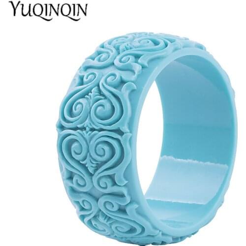 Classic Resin Cuff Engraved Bracelets Bangles for Women New Fashion Wide Blue Acrylic Bracelet Female Charm Wedding Jewelry