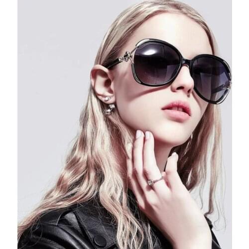 Summer 2021 Modis Hollow Out Sunglasses Women The Grass Glasses Sonnenbrille Luxury Sunglasses Oversize Vintage Glasses