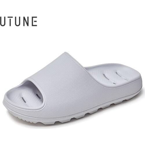 UTUNE Women Slippers Bathroom Summer Indoor Home Slides Leaking Household Bath Slipper Men Fast Leak Platform Sandals Green