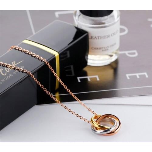 Top Quality Stainless Steel Rose Gold Circles Pendant Necklace Charm Chain Necklaces New Fashion Elegant Jewelry Gift for Women