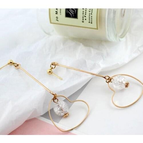YDGY Retro Temperament Senior Sense Small Populations Imitate Pearl Love Temperament Liusu Ear Nail Female Accessories