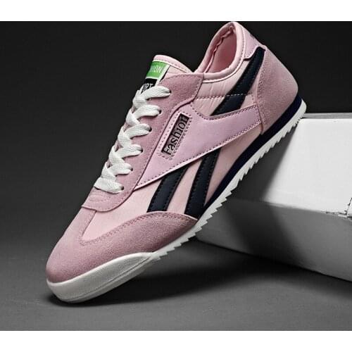 Autumn Unisex Walking Shoes Women Lightweight Sneakers Men Summer Mesh Couple Casual Shoes Sports Flats Soft Outdoor Trainers