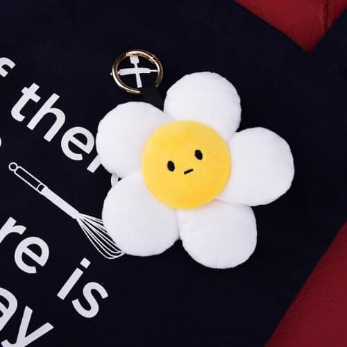 Creativity Cute Sun Flower Car Key Chain New Plush Sunflower Keychain Women Ladies Bag Pendant Accessories Keyring Girl Gift