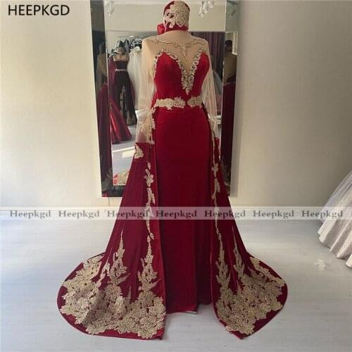 Red Long Arabic Evening Dress Backless Sheer Long Sleeves Mermaid Prom Gown Detachable Train Gold Lace Dubai Party Dresses