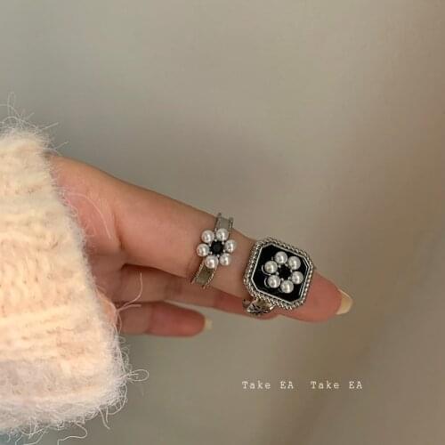 Personality Korean Metal Rings For Women Girls Bohemia Jewelry Pearl Flower Open Adjustable Square Floral Ring Bague Gift