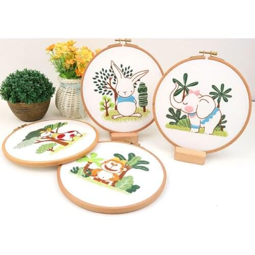 2021 new cartoon pet European embroidery DIY material package lovers gift handmade beginner fabric kit. Complimentary matching e
