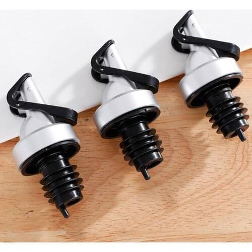 1 Piece Of Automatic Opening And Closing Nozzle Automatic Twist Bottle Wine Dispenser Multi-function Wine Pourer