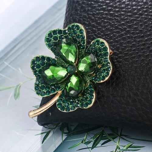 CINDY XIANG New Rhinestone Flower Brooches For Women Girls Simple Design Fashion Crystal Jewelry Wedding Pin And Brooch Broches