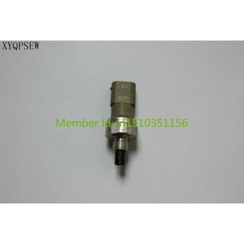 XYQPSEW Temperature sensor for Mercedes-Benz/ Volkswagen/51CP17-01
