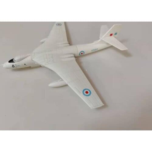 15507 Diecast Plane Models 1/144 Aircraft RAF Vickers-Armstrongs Valiant bomber Airplanes fighter Model Toys Collection Gift