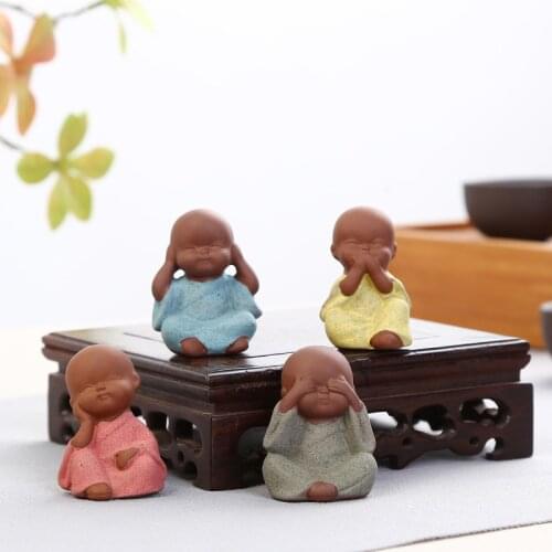 Ceramic Ornaments Monk Small Buddha Statue Monk Figurine Tathagata India Yoga Mandala Tea Pet Purple Ceramic Crafts Decorative