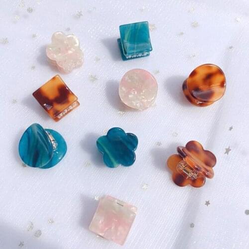 Sweet Mini Round Hair Clips For Women Girls Hair Claw Chic Barrettes Claw Crab Hairpins Styling Fashion Hair Accessories Cute