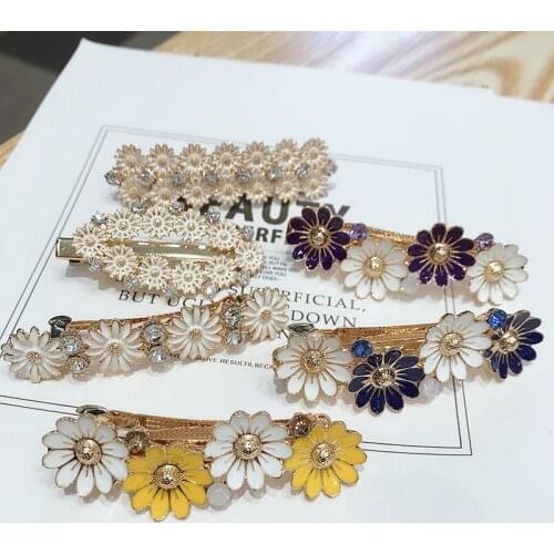 Elegant Lady Beautiful Metal Texture Rhinestones Daisy Flower Spring Clip Temperament Fashion Womens Hairpins Hair Accessories