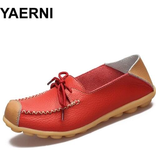 YAERNI Womens Shoes Flats Genuine Leather Mother Shoes Girls Ladies Casual Shoes Comfortable Breathable Women Loafers Moccasins