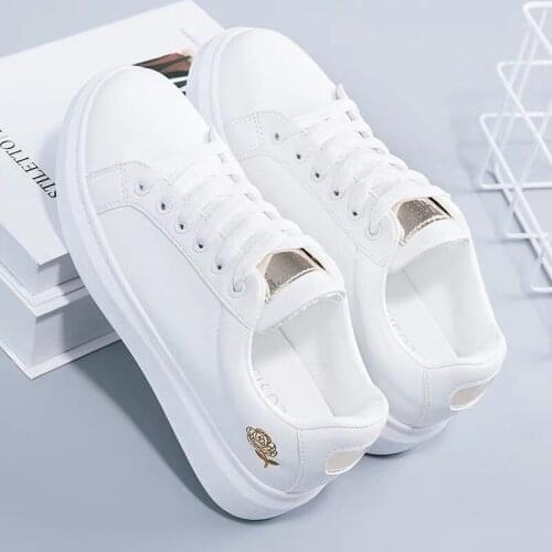 Solid Leather Gold Floral Chunky Sneakers Casual Shoes Woman Flats 2020 New Students Lace Up Flat Platform Women Shoes Plus Size