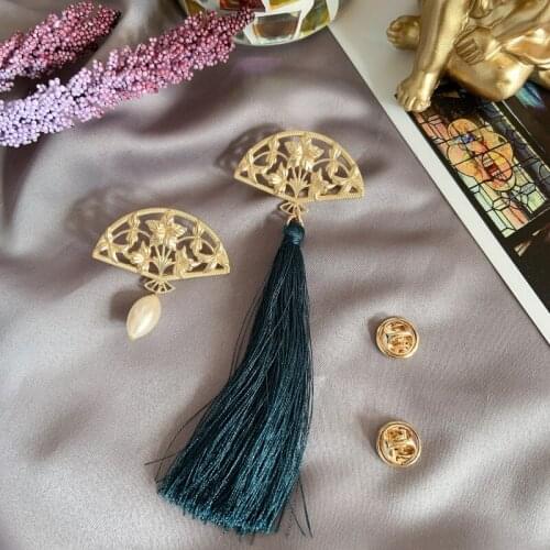 Palace restoring ancient ways is vintage brooch brooch pearl tassel sector matte gold western antique flower accessories