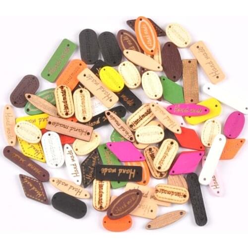 Mixed 50Pcs Wooden Button "Hand Made" tags Wood Sewing Accessories For Clothes Handmade Scrapbooking Craft DIY mt2592