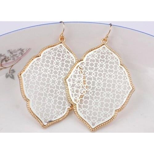 ZWPON 2020 Gold Zinc Alloy Filigree Statement Earrings for Women Fashion Zinc Alloy Large Clover Water Drop Earrings Wholesale