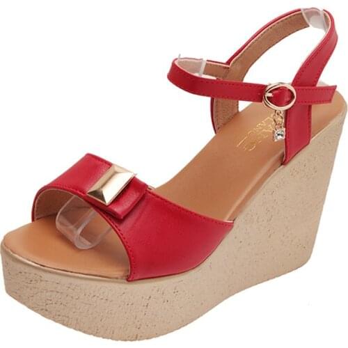 2021 Chunky Sandals Platform Sandals Wedges Shoes for Women Summer Ladies Red Black Metal Buckle Strap Womens Sabot Shoes